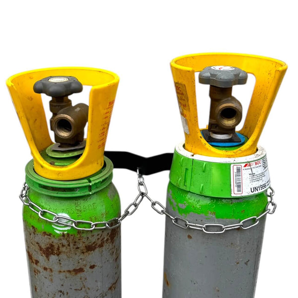 Double gas bottle wall mounted chain